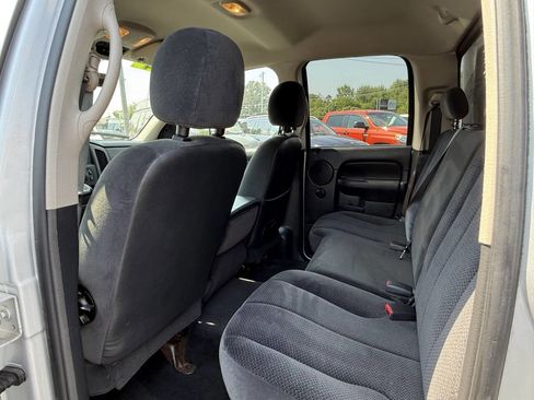 Used 2005 Dodge Ram 1500 Truck SLT image 19