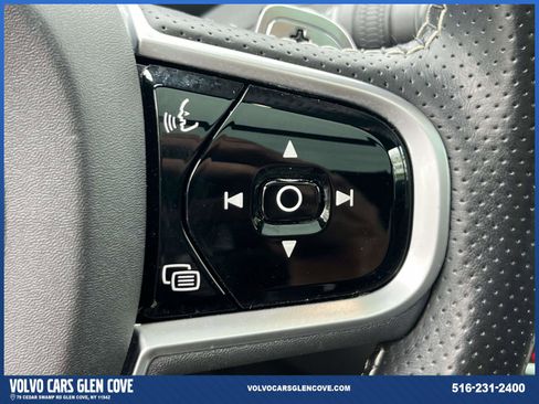Used 2018 Volvo XC90 T6 R-Design w/ Protection Package AWD/4WD image 23