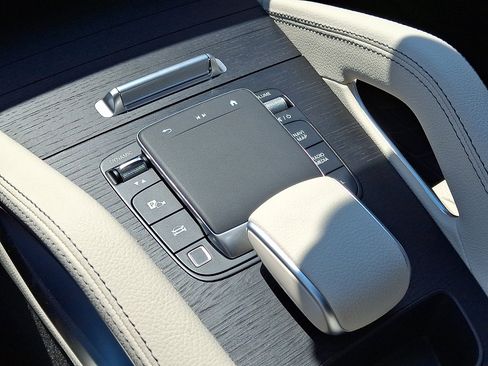 New 2026 Mercedes-Benz GLE 350 4MATIC image 14
