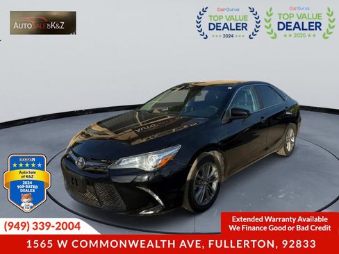 Used 2015 Toyota Camry SE FWD image 5
