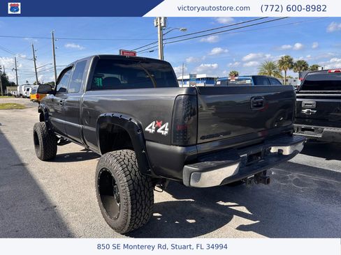 Used 2001 Chevrolet Silverado 2500 LS w/ Off-Road Skid Plate Pkg image 8