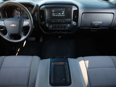 Used 2019 Chevrolet Silverado 1500 Custom w/ Custom Convenience Package