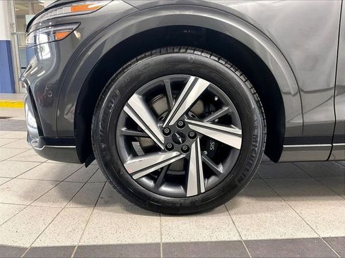 Used 2026 Genesis GV70 3.5T Sport Advanced AWD/4WD image 7