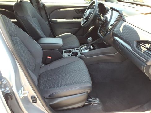 Certified 2025 Subaru Forester Premium AWD/4WD image 19