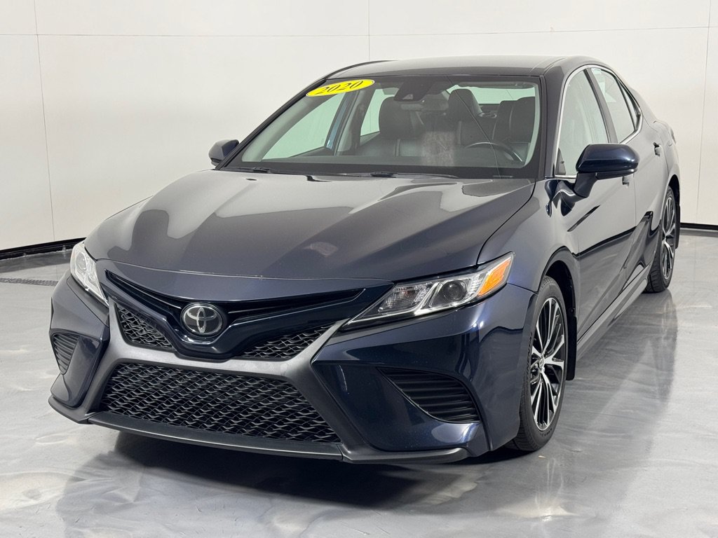 Used 2020 Toyota Camry SE FWD image 9