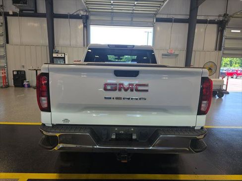 Used 2021 GMC Sierra 1500 4x4 Crew Cab w/ Sierra Value Package image 7