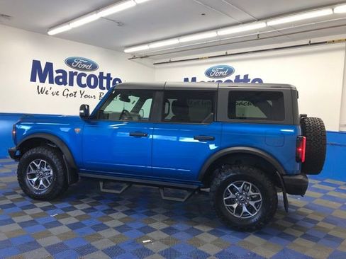 Certified 2024 Ford Bronco Badlands image 2