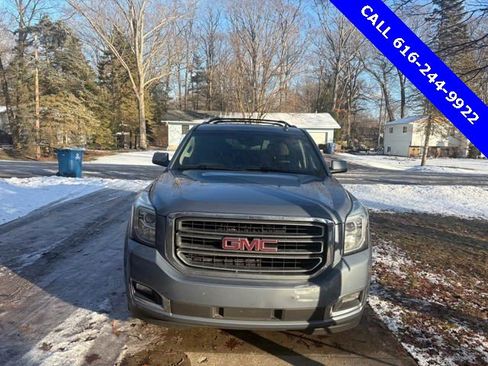 Used 2015 GMC Yukon SLT w/ Open Road Package image 9