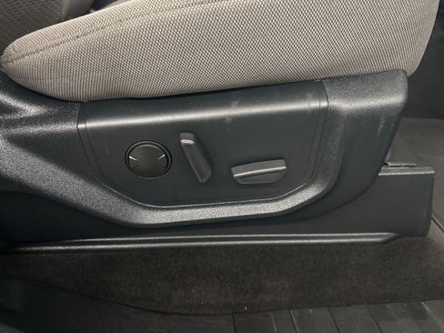 Used 2020 Ford F150 XLT w/ Equipment Group 302A Luxury image 38