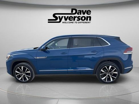 New 2025 Volkswagen Atlas Cross Sport SEL Premium R-Line image 2
