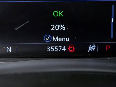 Certified 2023 Cadillac CT4 Luxury w/ Cold Weather Package AWD/4WD image 9
