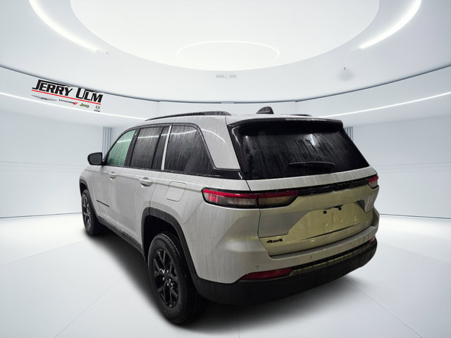 New 2026 Jeep Grand Cherokee Altitude AWD/4WD image 3