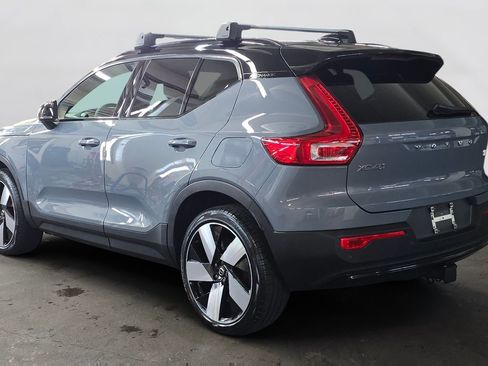 Certified 2023 Volvo XC40 Recharge Ultimate image 7