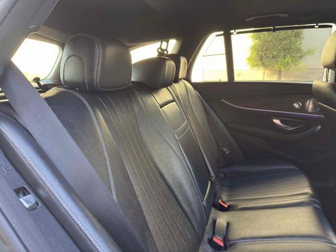 Used 2017 Mercedes-Benz E 400 4MATIC Wagon image 76