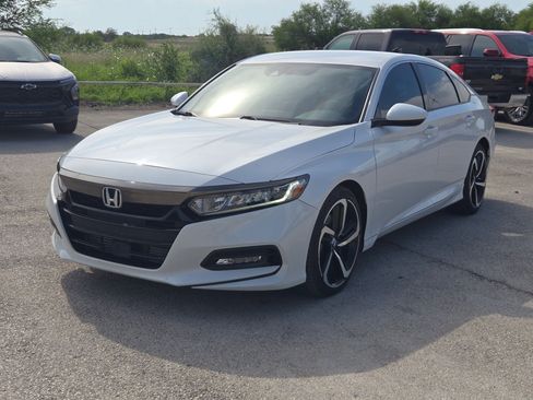 Used 2020 Honda Accord Sport image 7