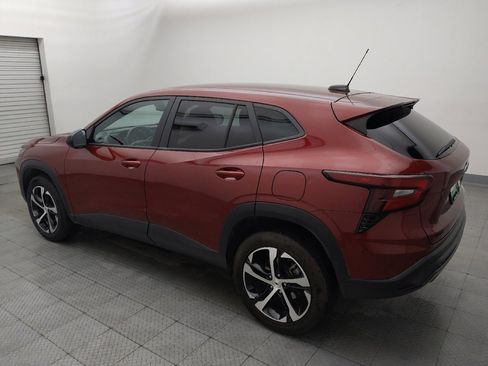 Used 2024 Chevrolet Trax RS FWD image 3