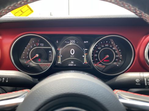 Used 2020 Jeep Gladiator Rubicon AWD/4WD image 13