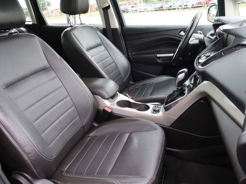 Used 2013 Ford C-MAX SEL FWD image 9
