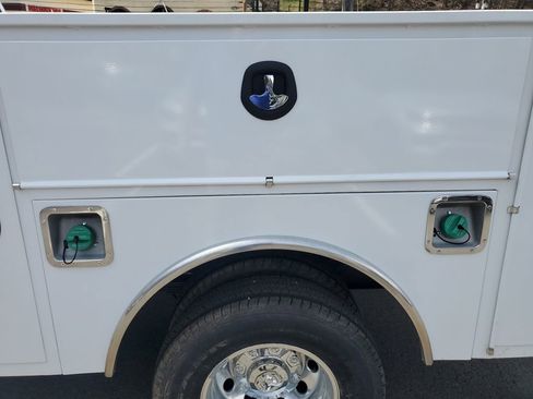 New 2026 RAM 3500 Tradesman w/ Chrome Appearance Group image 22