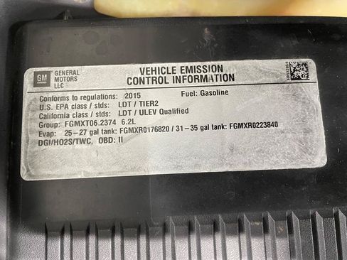 Used 2015 GMC Yukon Denali w/ Touring Package AWD/4WD image 45