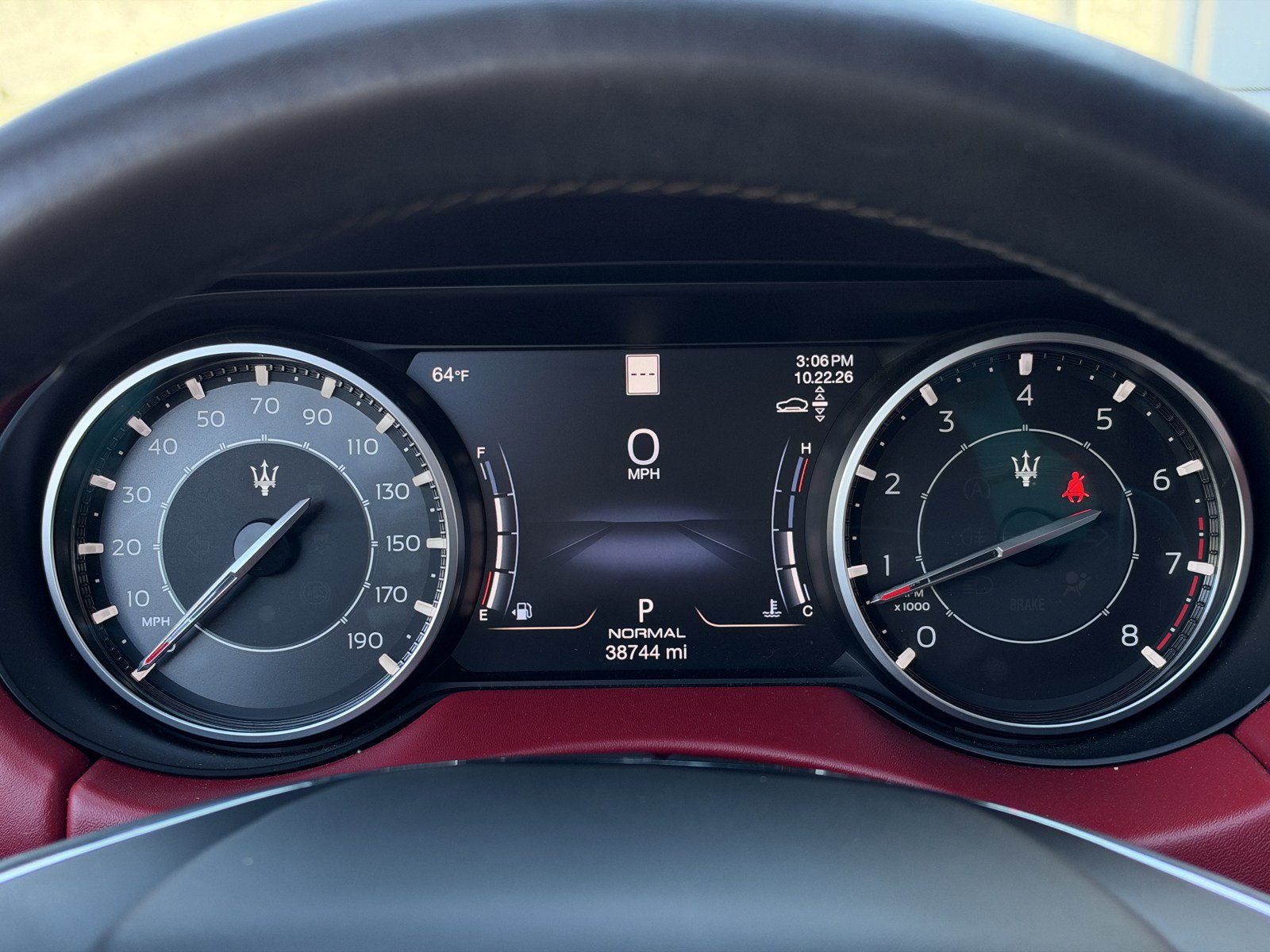 Used 2021 Maserati Levante S AWD/4WD image 17