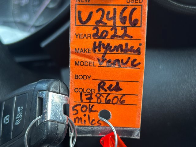 Used 2022 Hyundai Venue SEL FWD image 30