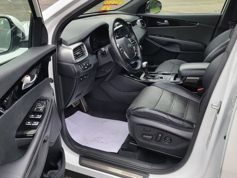 Used 2019 Kia Sorento SX AWD/4WD image 18