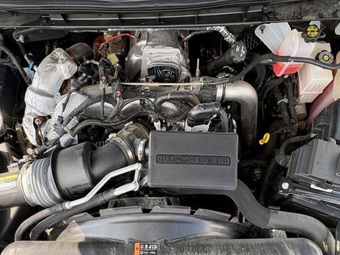 Used 2024 GMC Sierra 2500 Denali Ultimate AWD/4WD image 10