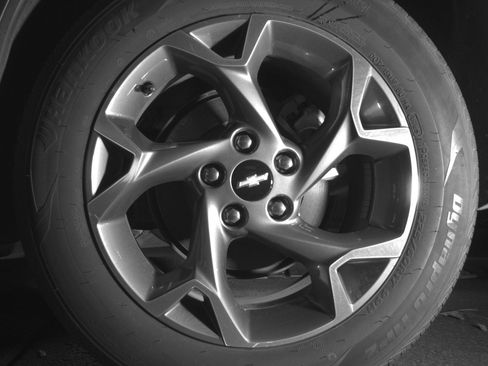 Used 2025 Chevrolet Trax LT w/ LT Convenience Package FWD image 14