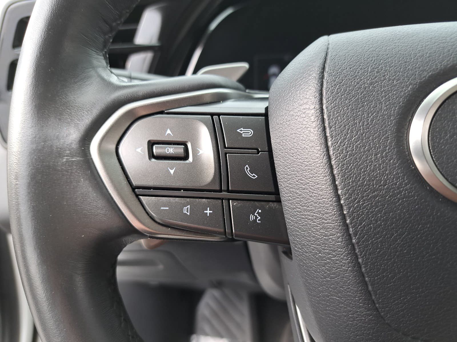 Used 2024 Lexus RX 350 FWD w/ Technology Package image 19