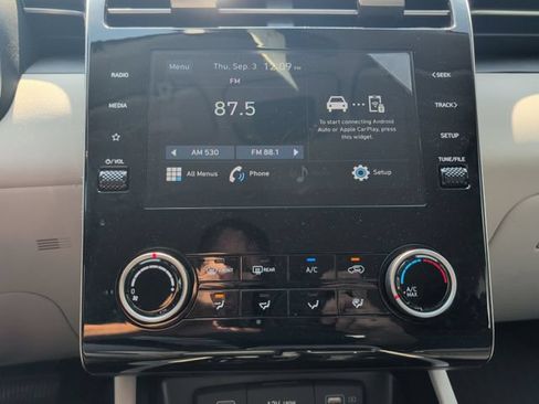 Used 2024 Hyundai Tucson SE FWD image 16