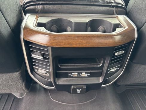 Used 2022 RAM 2500 Laramie AWD/4WD image 18