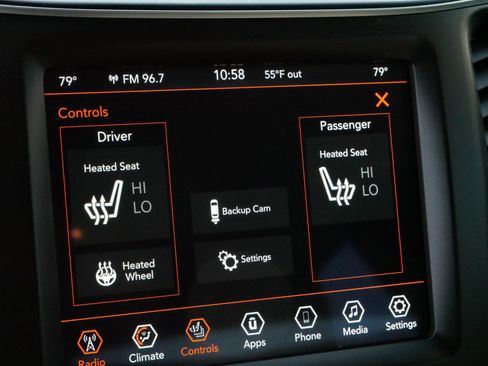 Used 2021 Jeep Cherokee Latitude Lux w/ Comfort/Convenience Group image 29