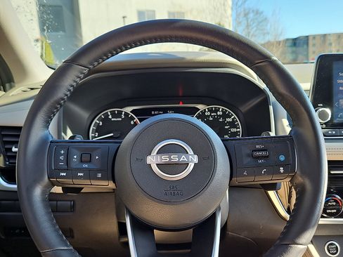 Certified 2023 Nissan Rogue SL image 19