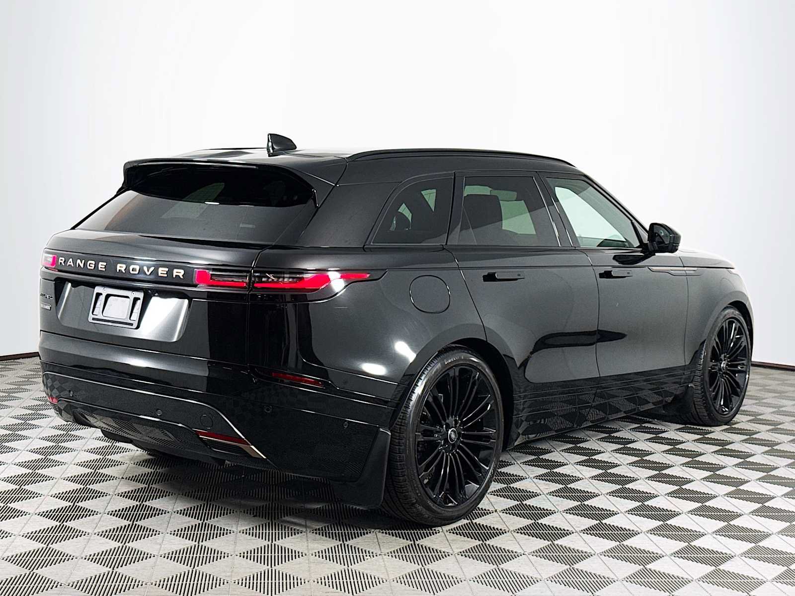 Used 2026 Land Rover Range Rover Velar Autobiography AWD/4WD image 5