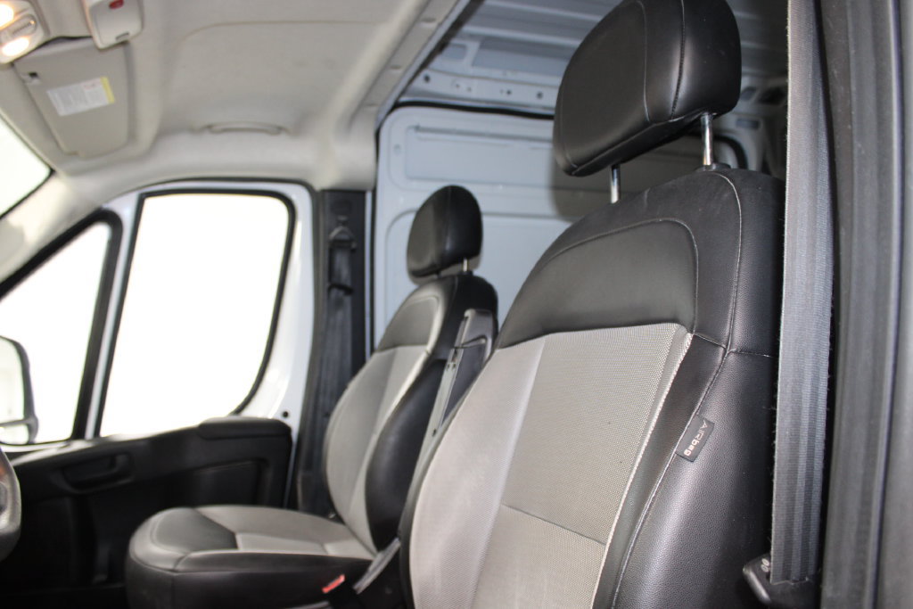 Used 2023 RAM ProMaster 2500 FWD image 12