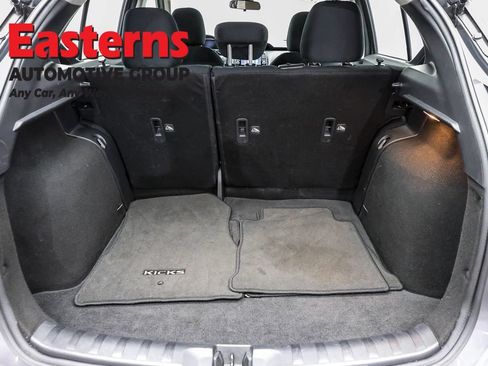 Used 2024 Nissan Kicks S FWD image 9