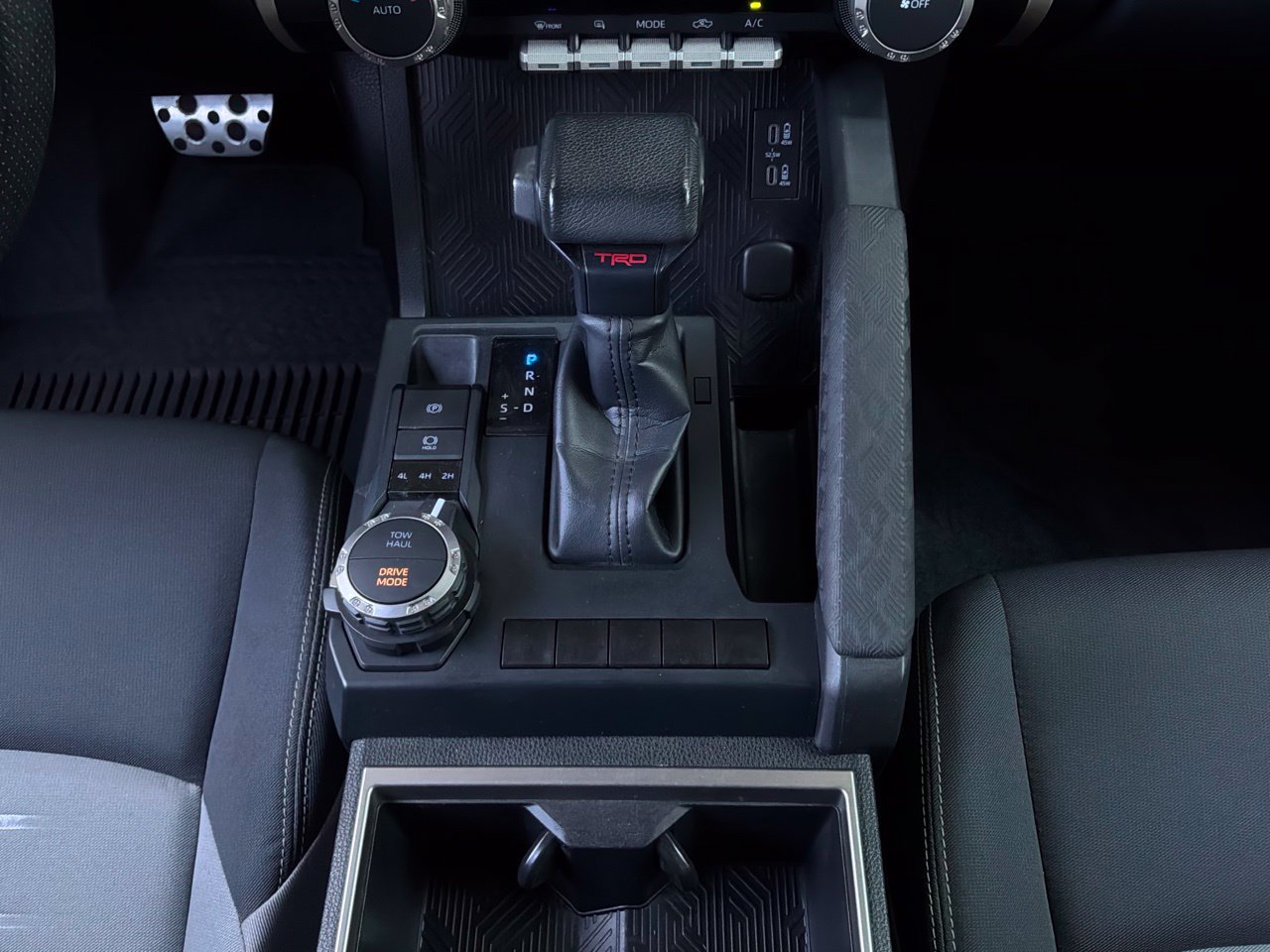 Used 2025 Toyota Tacoma TRD Sport AWD/4WD image 17