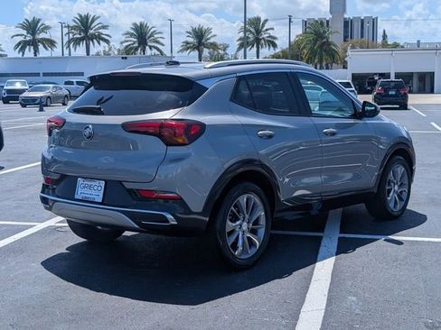 Used 2023 Buick Encore GX Essence w/ Experience Buick Package FWD image 7