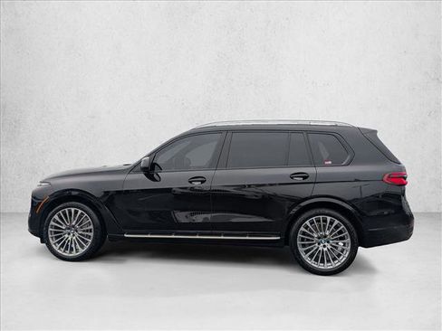 Certified 2023 BMW X7 xDrive40i w/ Premium Package image 9