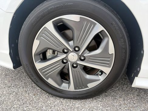 Used 2019 Hyundai Sonata Limited w/ Ultimate Package 02 FWD image 28