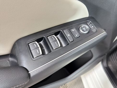 Used 2024 Honda Civic Touring image 21