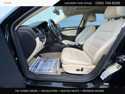 Used 2013 Volkswagen Jetta TDI FWD image 11