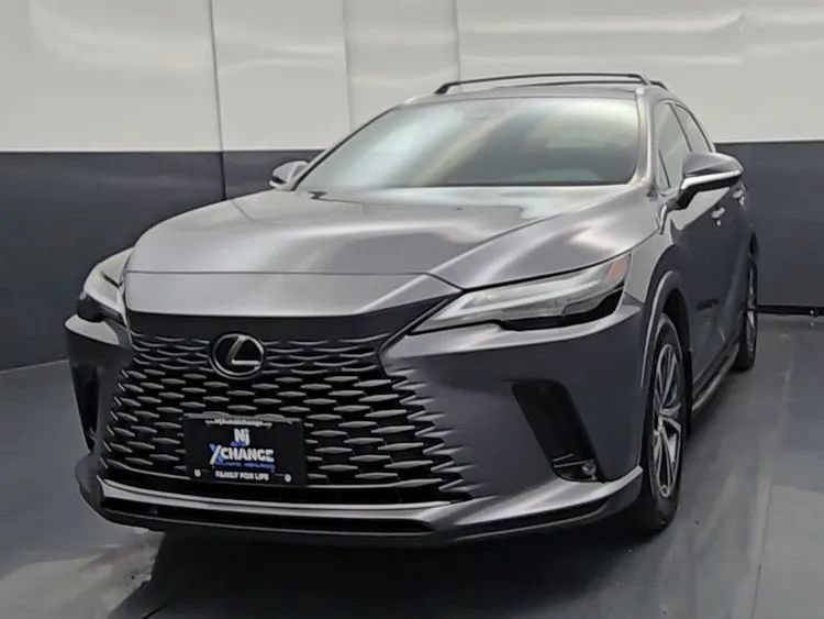 Used 2023 Lexus RX 350 Premium w/ Accessory Package AWD/4WD image 4