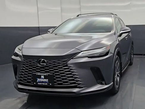 Used 2023 Lexus RX 350 Premium w/ Accessory Package AWD/4WD image 4