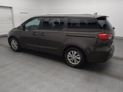 Used 2016 Kia Sedona LX FWD image 3
