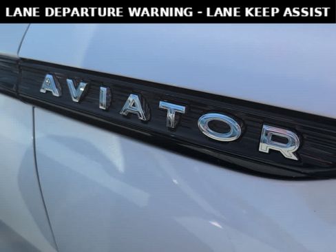 Used 2025 Lincoln Aviator Reserve w/ Jet Appearance Package AWD/4WD image 4