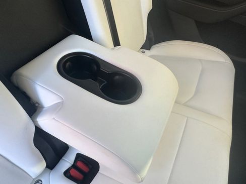 Used 2023 Tesla Model Y Long Range image 52