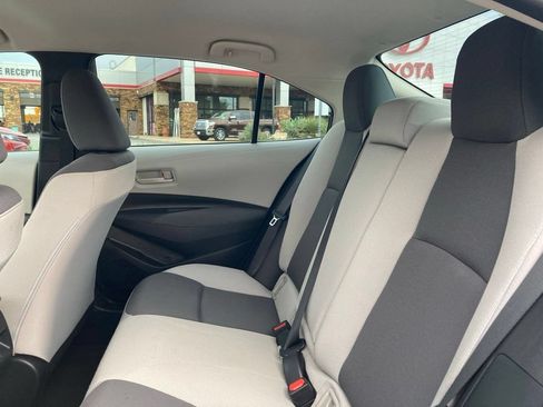 Used 2023 Toyota Corolla LE FWD image 11