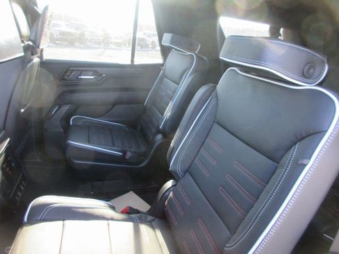New 2026 GMC Yukon AT4 Ultimate image 13